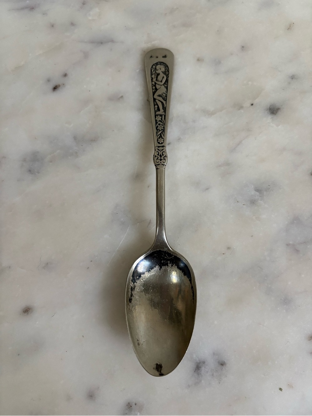 Vintage 1847 Rogers Bros Arcadian Silver-Plated 6” Spoon Classic Traditional VTG